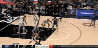 今天手感可好！文班开场直接扔了个弧顶超远追身三分 一箭穿心