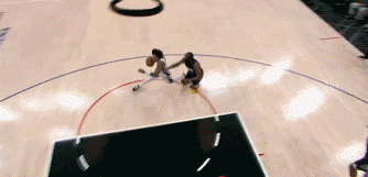 幸无大碍！乌布雷突破被盖重摔在地一度回更衣室 已回到场上