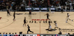 单挑！库里持球面对阿德巴约 极速出手打停热火！