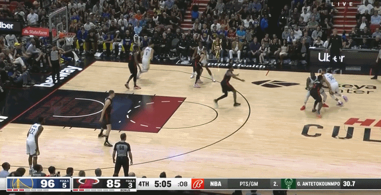 全文背诵！库里吸引包夹 追梦分球 库明加起飞砸进篮筐！