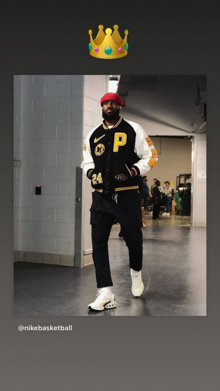 小红帽很醒目！詹姆斯更新Ins晒出自己今日穿搭：