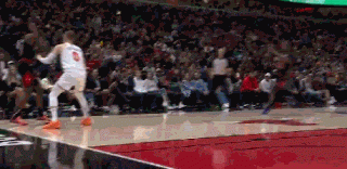 太潇洒了！贾旺特-格林突破拉杆折叠背扣