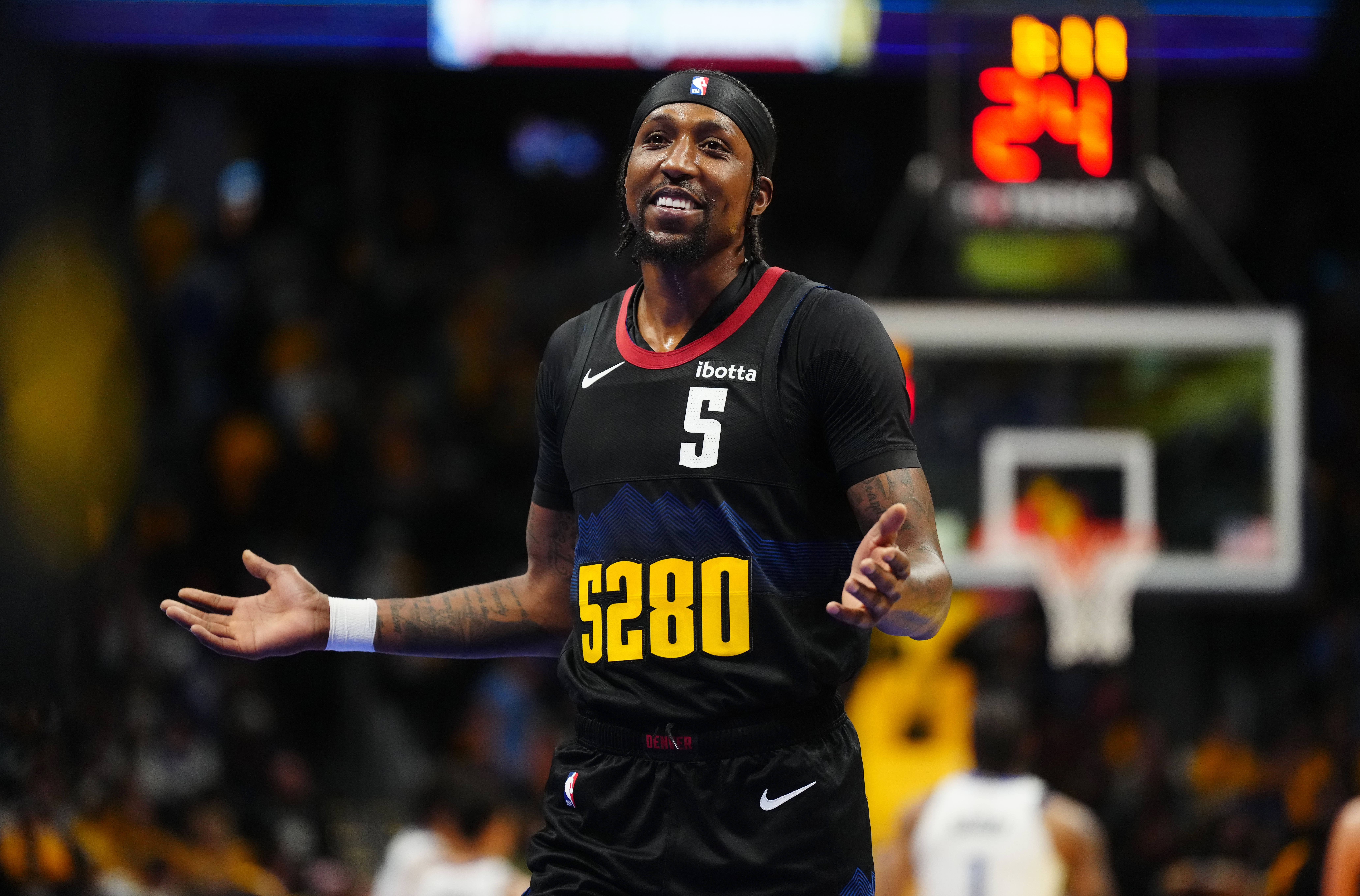 波普：我有好几年应该入选最佳防守一阵或二阵了！