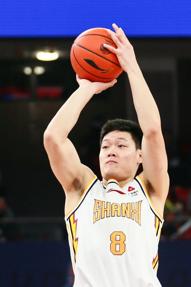 火力全开！张宁21中11砍全场最高39分外加8板4助 罚球14中13