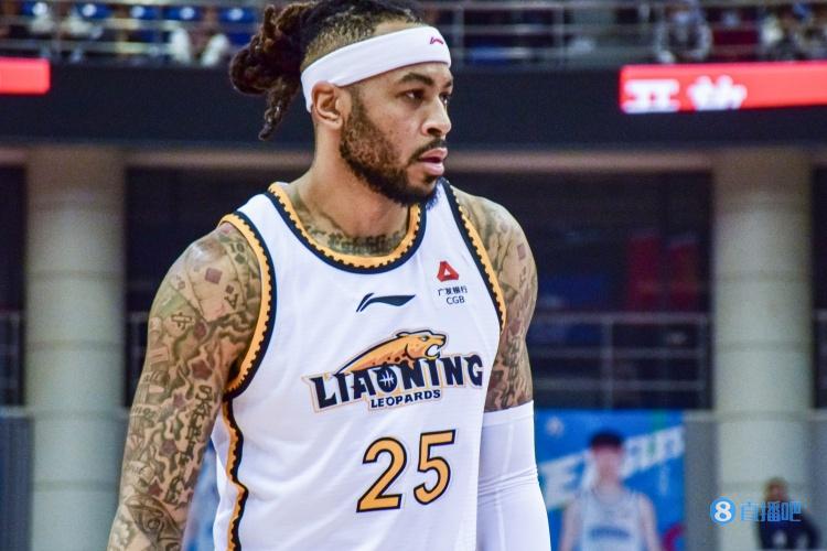 终结效率真高！莫兰德半场仅出战11分钟 8投全中轰16分6板3断2帽