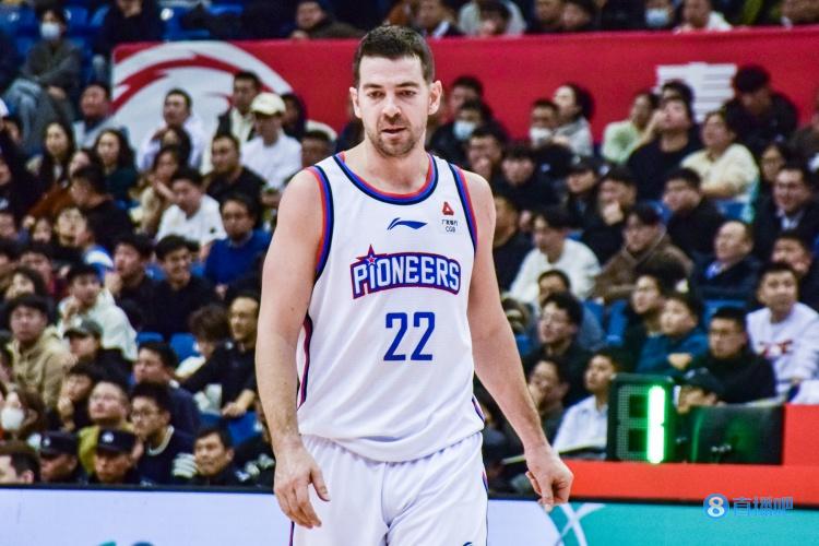 尽力了！天津6人得分上双&罗切斯特19分领衔 仍输19分